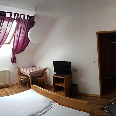 Goldener Adler Und Landgasthof Hotel *