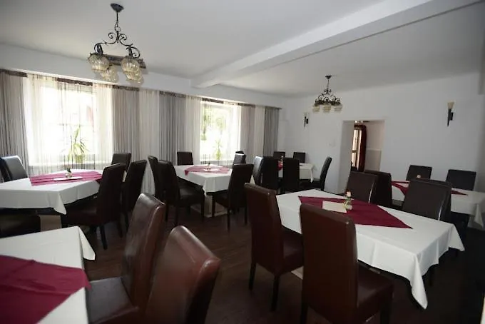 Goldener Adler Und Landgasthof Hotel *